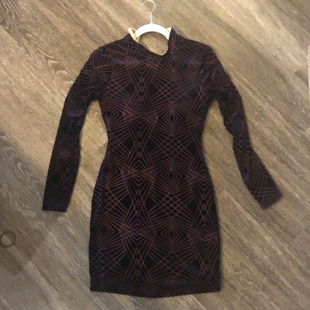Open back, long sleeve, cocktail dress velvet